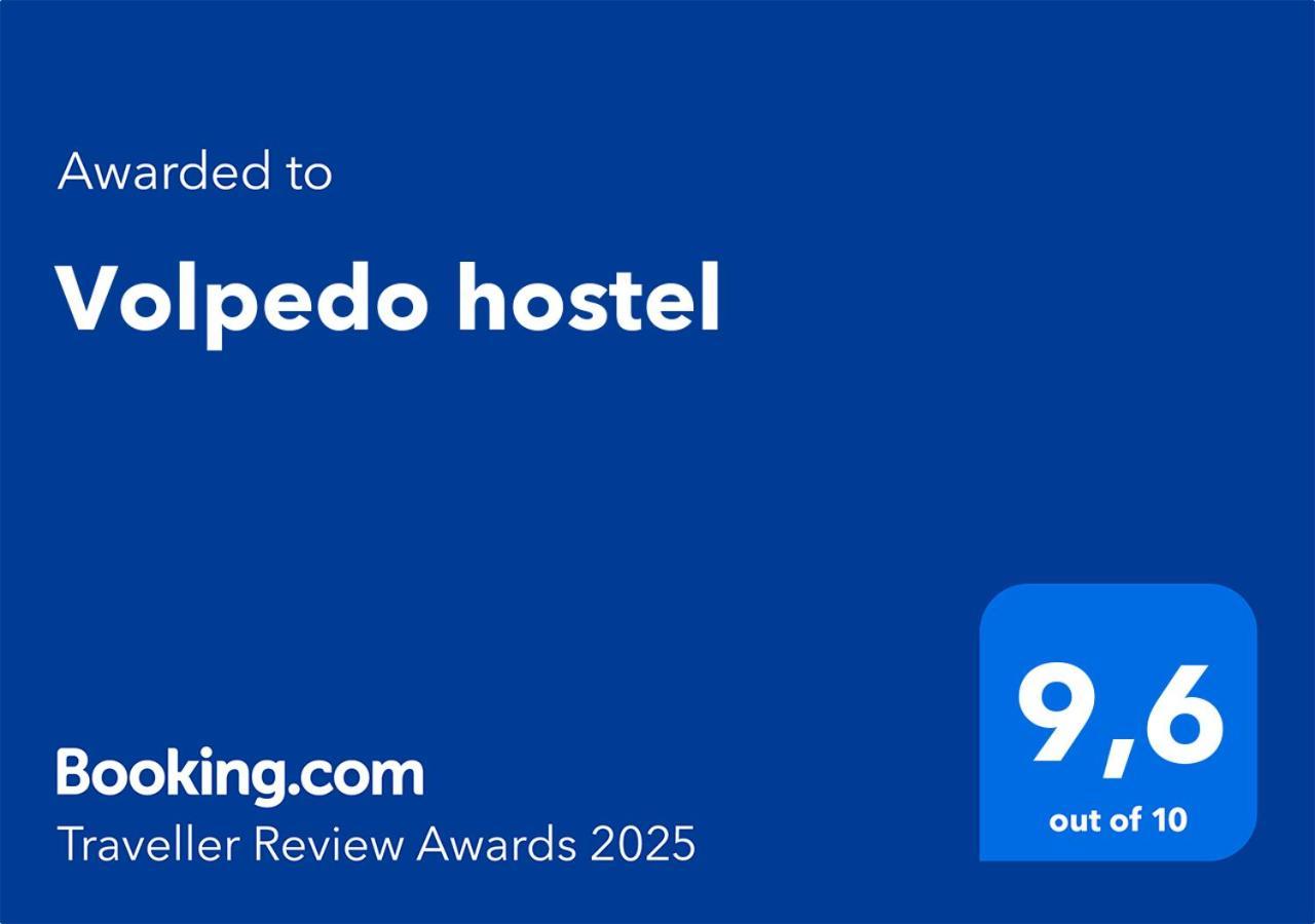 Volpedo Hostel Exteriör bild